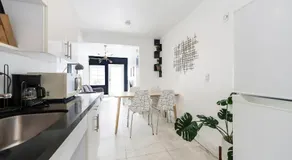 Alton Apts By At Mine Hospitality - Image 4