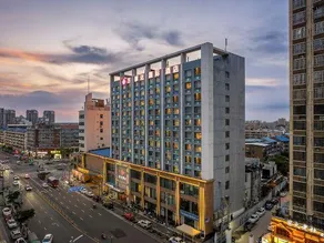 Wanshida International Hotel (Xiaogan High-speed Railway East Station) - Image 4