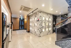 Hotel Salmon - Image 2