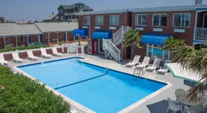 Colonial Inn - Image 3