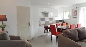 Maison cosy avec jardin dans les Monts du Lyonnais - Image 4