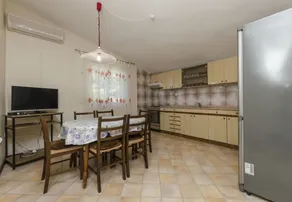 Apartment Primosten Dolac - Image 5