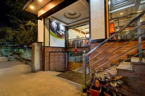 Super Townhouse Whitefield Bangalore - Image 4