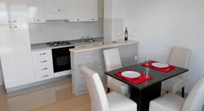 Apartment Cherry - Image 3