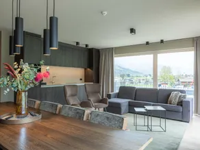 Luxurious penthouse on the golf course - Image 4
