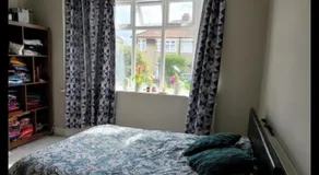 8 mackie ave - Image 3