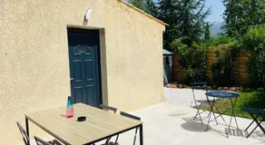 Cosy Lodge Sainte Baume - Image 5