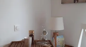 Chambre privée au coeur d'une pinède dans un quartier résidentiel - Image 4