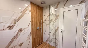 Serenity Suites - Image 4