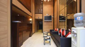 Hotel Royal Grand - Opposite Axis Bank East Patel Nagar - Image 3
