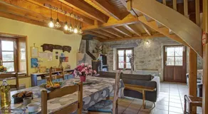 Gîte en pierre à Périgneux, 6 pers, animaux admis - Image 3