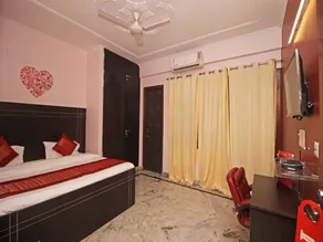 OYO 9192 Hotel Raghav Residency - Image 2