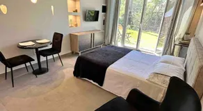 Charming Retreat - Image 2