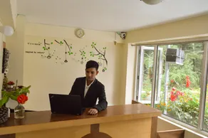 Forest View Retreat - Image 4