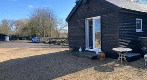 Old Farm Shop - Image 3