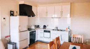 Yotei Townhouse - 2 bedrooms with covered BBQ deck - Image 5