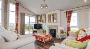 8 Summerleaze - Image 2