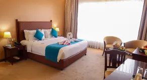 Palette Luxury Marina View Formerly Happy Days Hotel - Image 3