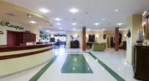 BURSZTYN - BERNSTEIN APARTMENTS - Image 4