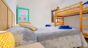 Appartement 'Casa Vacanze Cannigione' avec terrasse privée, Wi-Fi et climatisation - Image 2