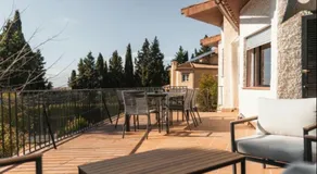 Villa Rural con Piscina y Terraza con Vistas a la Sierra - Image 5