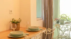 Vitis Vinifera Tranditional Studio Apartment - Image 3