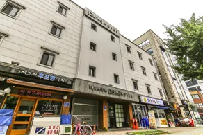 ZUM Motel - Image 4