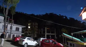 Sartaj Home Stay - Image 4