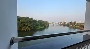 Dew River Castle Lake View Stay Aluva Cochin - Image 5