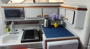 Marina Yatch Hostel - Image 4