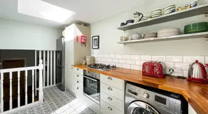 3 Castle Terrace - Image 3