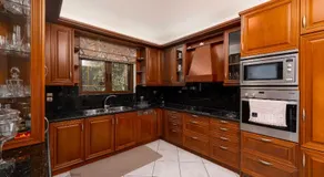 Georgias paradise villa and Garden - Image 4