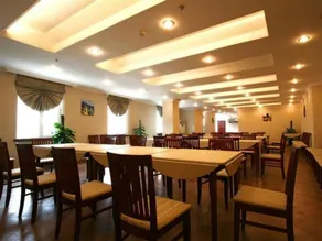 GreenTree Inn Suites HongQiao Airport Branch - Image 4