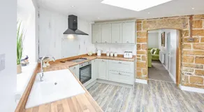Poets Cottage - Image 2