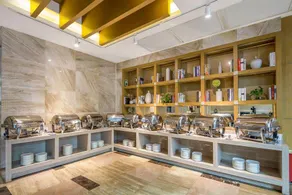 Heaven-sent Plaza Hotel Zhanjiang - Image 2