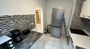 Beautiful, large and great apartment with balcony in top location - Image 3
