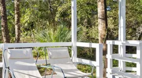 A Classic Beach House - Waterfront Access and Short Walk to Beach - Image 4