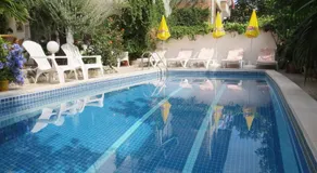 Family Hotel Sofi - Image 2