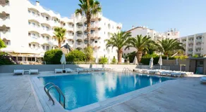 Yunus Beach Hotel - Image 4