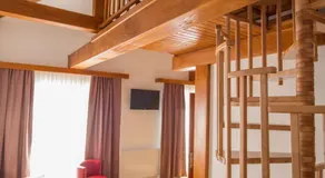 Hotel Knez - Image 2