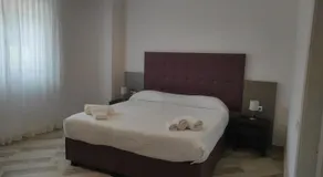 La Perla del Tirreno Guest House - Image 2