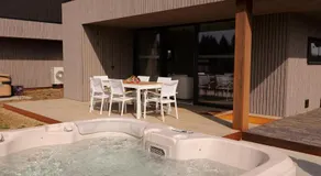 Nature Lake Village – Villa n°28 – 6 personnes avec jacuzzi - Image 3