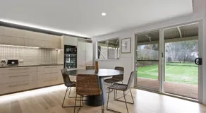 Cliff House Cottage - Modern Metung Retreat - Image 5