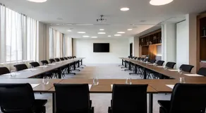 Courtyard by Marriott Glasgow SEC - Image 4