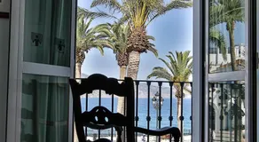 Hostal Marissal by Dorobe - Image 5