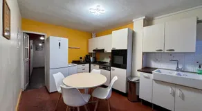Chez Madame Titus - Image 3