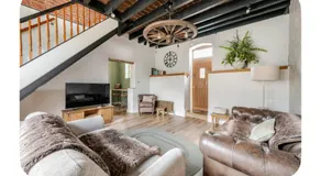 The Hurst Stable - Image 2