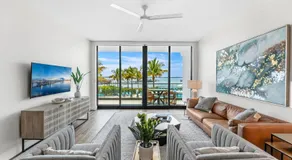 Harbor Island Beach Club - Luxury Waterfront Apartments with Views Pool Dock Private Beach Access - Image 3