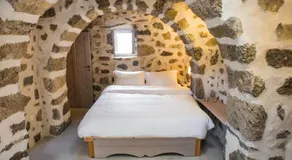 Kafka Stone House - Image 2