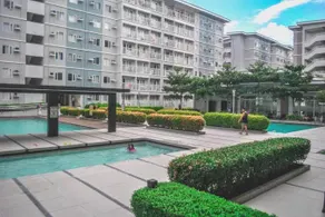 Happy Hans Place in Trees Residences - Image 4